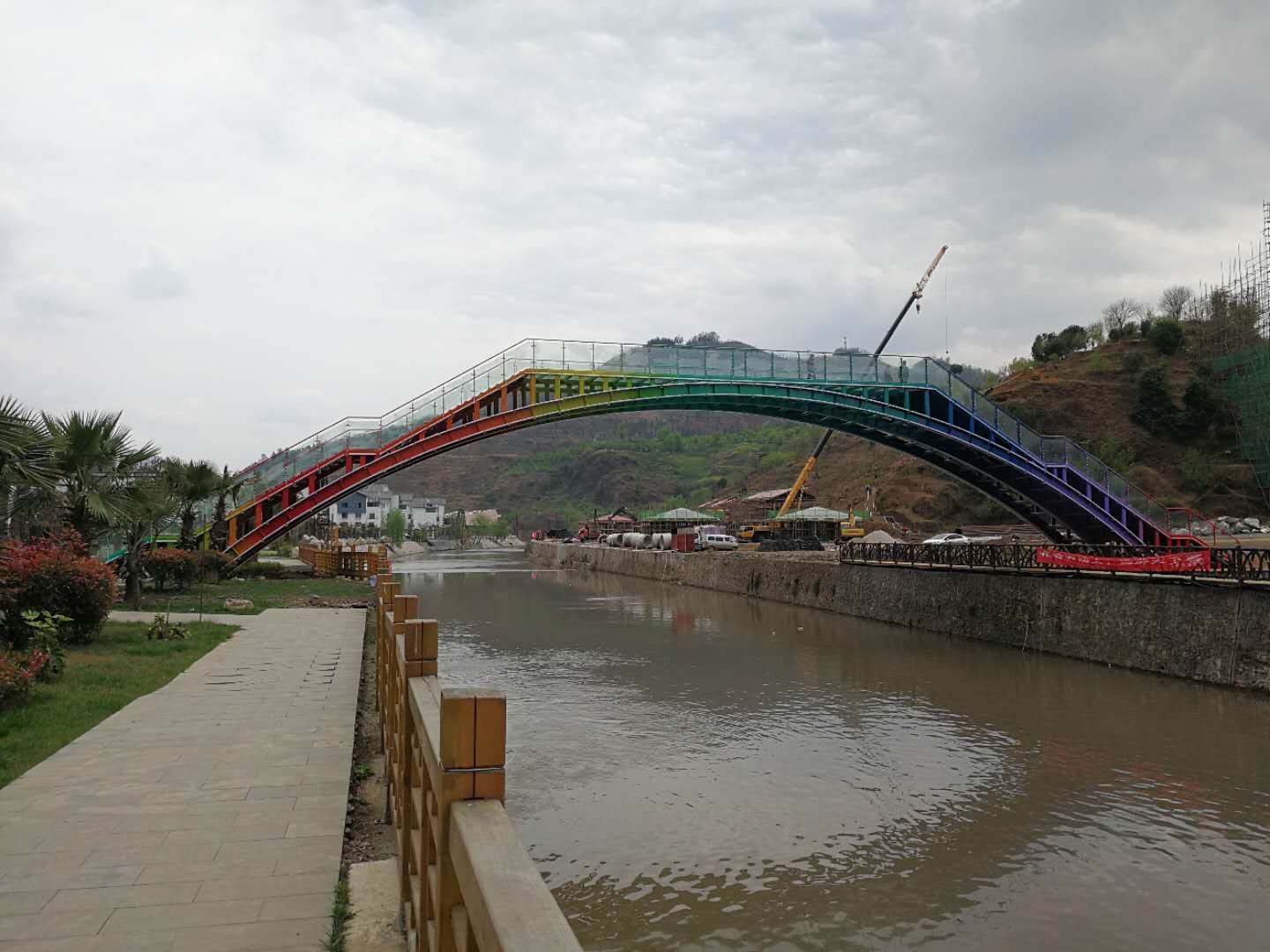 六盤水百車河玻璃景觀大橋